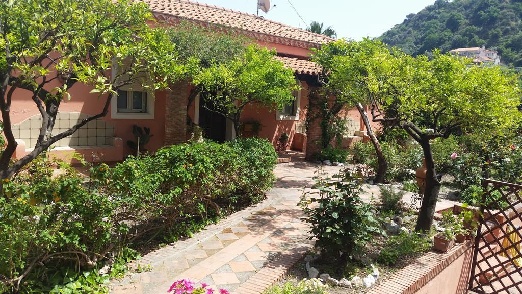 Villa Carmelas Taormina Exteriör bild
